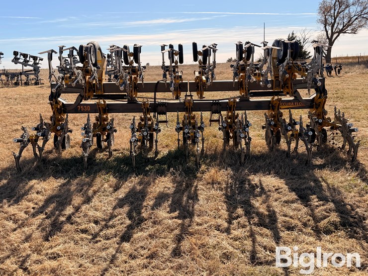 accura-flow-7530-12r30-danish-tine-cultivator-image-6