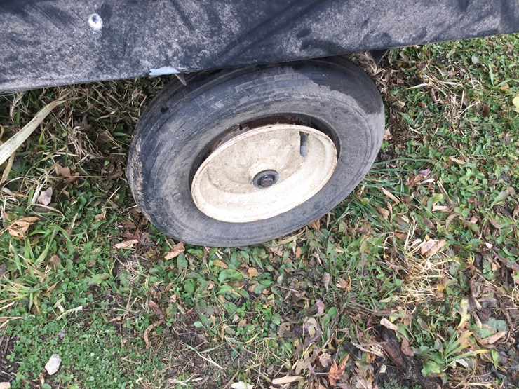 #4806-•-agri-fab-lawn-cart:-location:-w2486-smies-rd.,-oostburg,-wi-53070-image-4