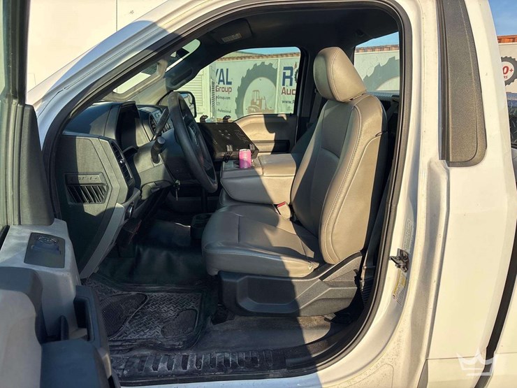 2016-ford-f150-image-12