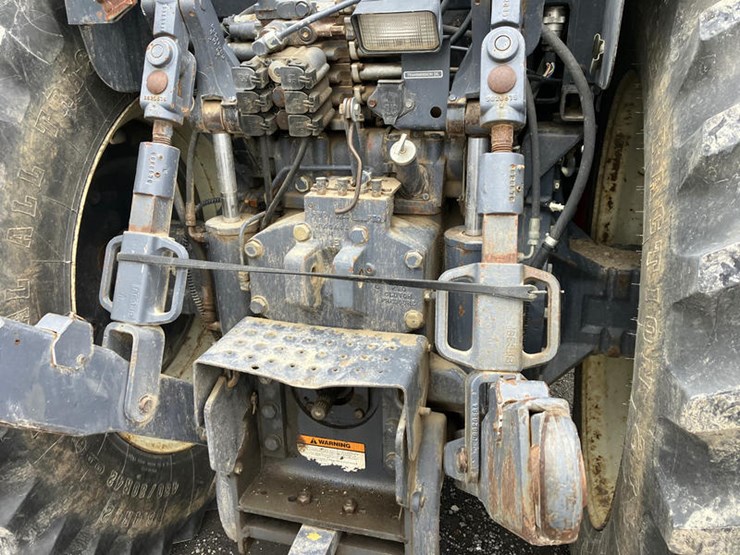 new-holland-8870-image-9