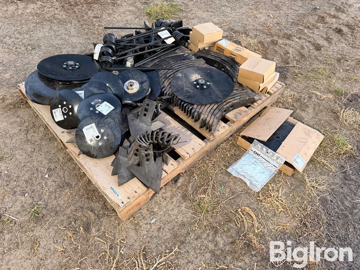 case-planter-&-krause-finisher-parts-image-1