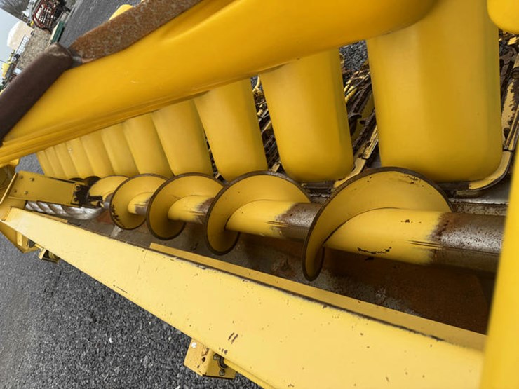 #111760-•-1999-nh-996c-#614214-image-11