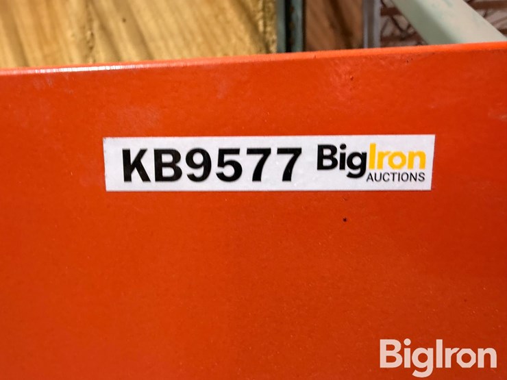 16'-of-shelving-image-12