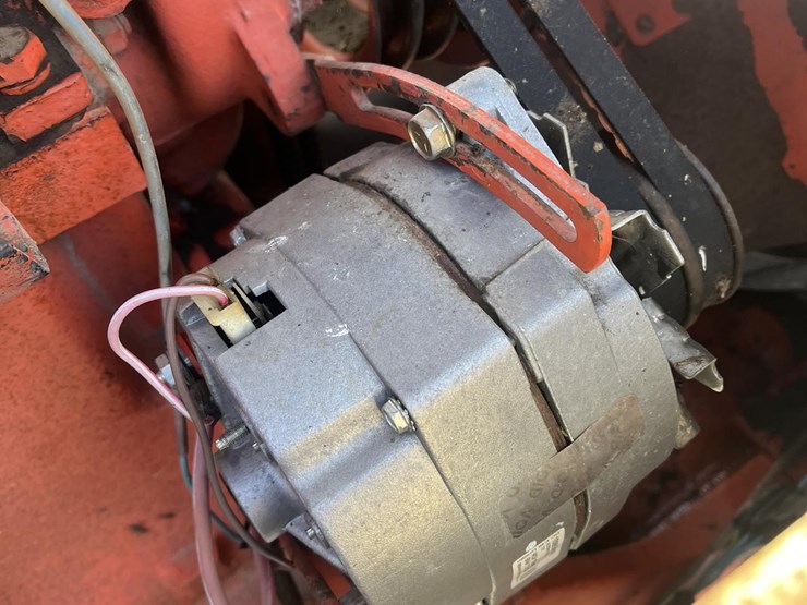 j-i-case-2090-image-14