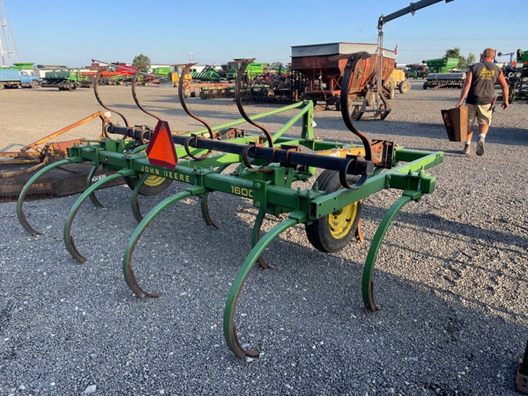 john-deere-1600-image-5