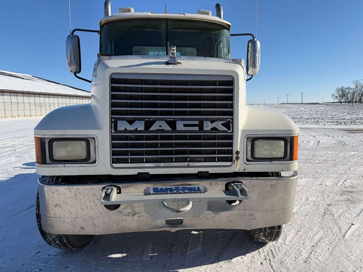 2006-mack-chn613-image-14