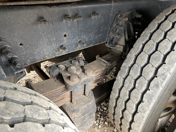 #1126-•-1999-sterling-dump-truck-(has-mn-title)-image-25