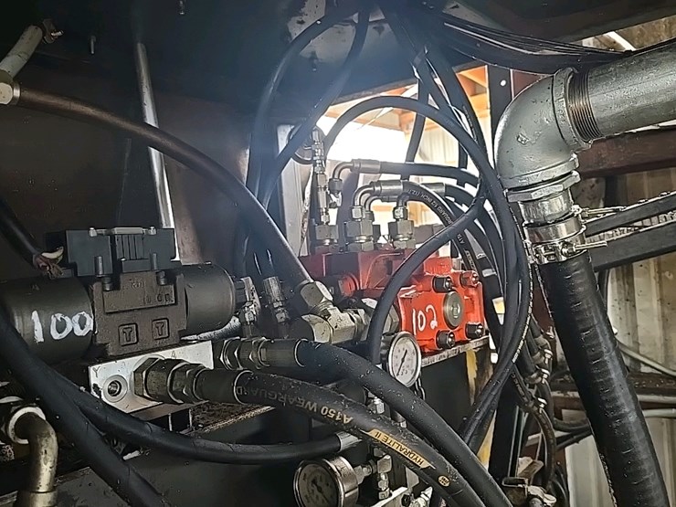 #143-•-cleereman-carriage-image-32