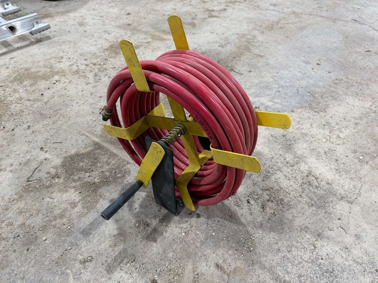 25’-air-hose-reel,-3/8”-image-4