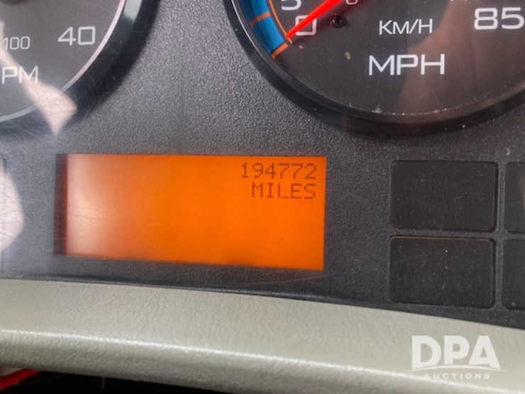 2010-international-durastar-4400-image-10