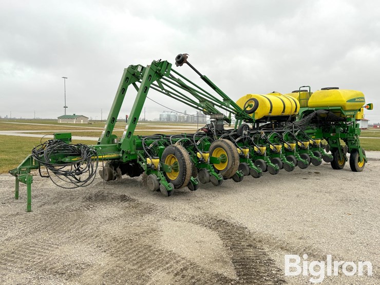 2012-john-deere-1770nt-ccs-image-1