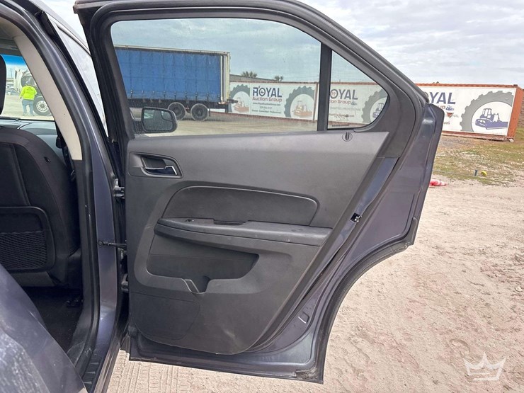 2014-chevrolet-equinox-image-22