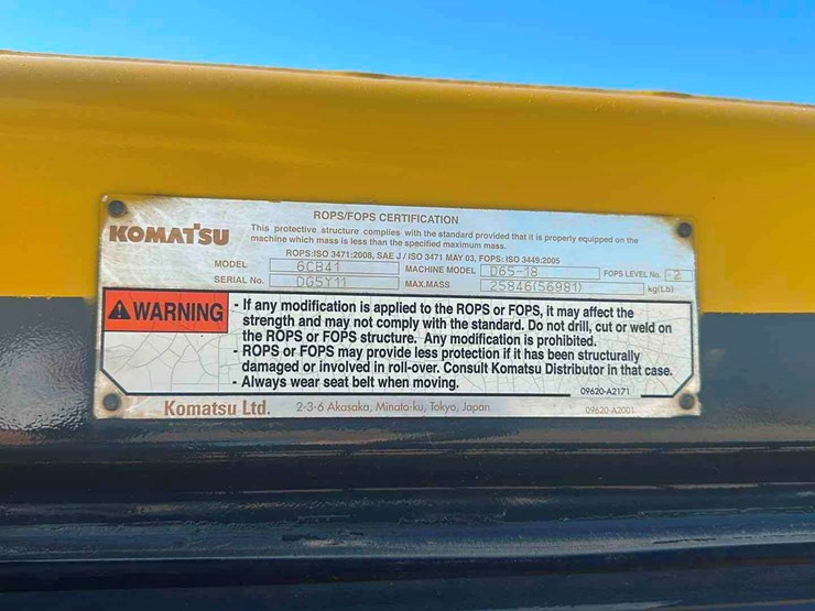 komatsu-d65px-18-image-9