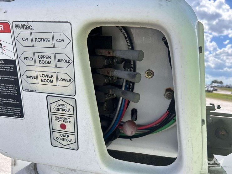 2013-international-workstar-7400-image-30