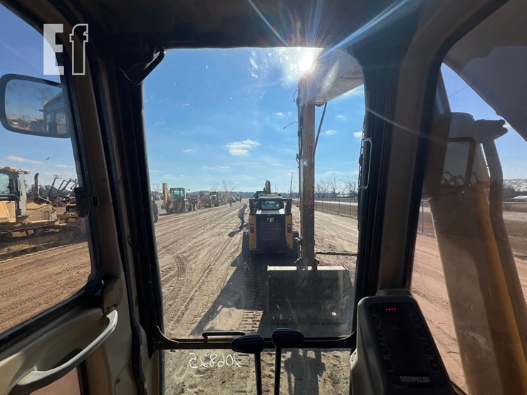 1999-caterpillar-312b-image-44