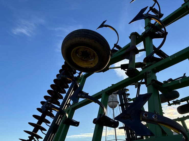 john-deere-726-image-27