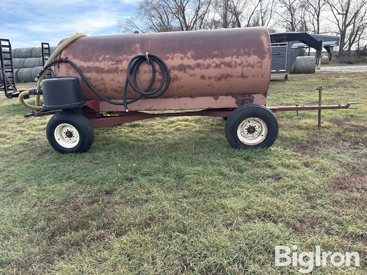 firestone-electric-wheel-co-1,050-gal-steel-water-tank-trailer-image-4