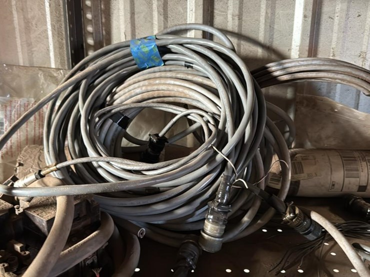 #176-•-contents-of-shelf-6*-image-5