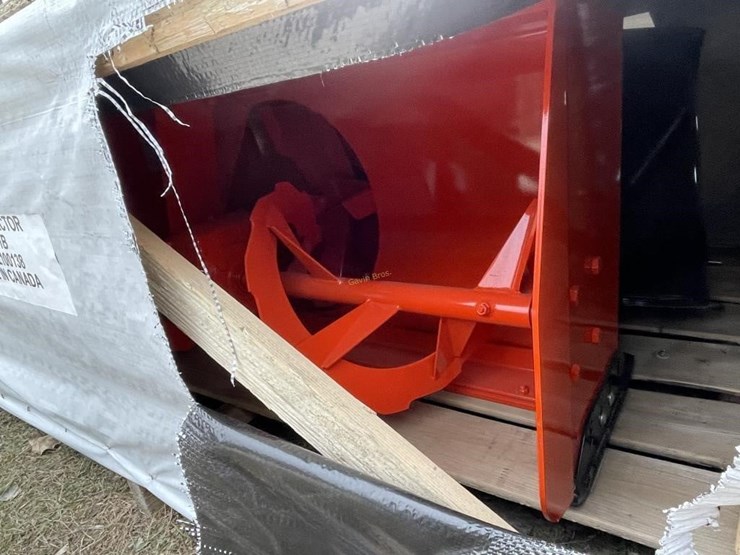 new-kubota-b2781b-snowblower-image-3