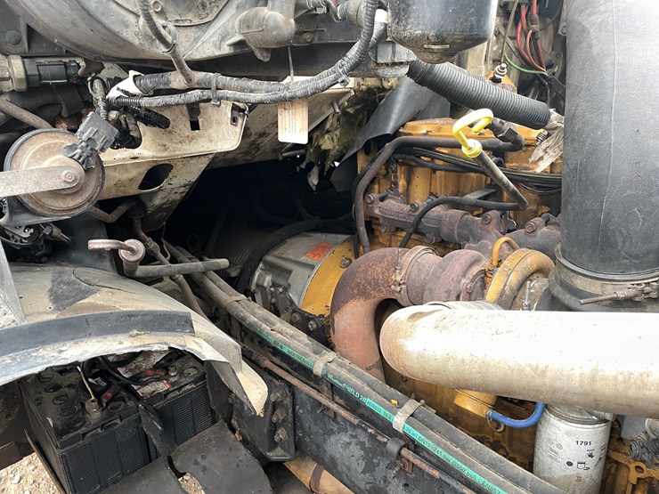 #1126-•-1999-sterling-dump-truck-(has-mn-title)-image-10