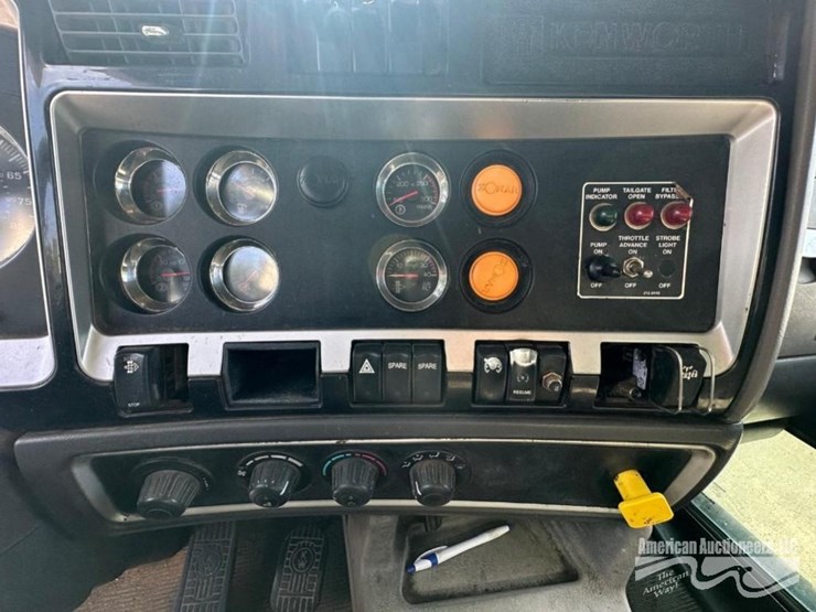 kenworth-t800-image-14