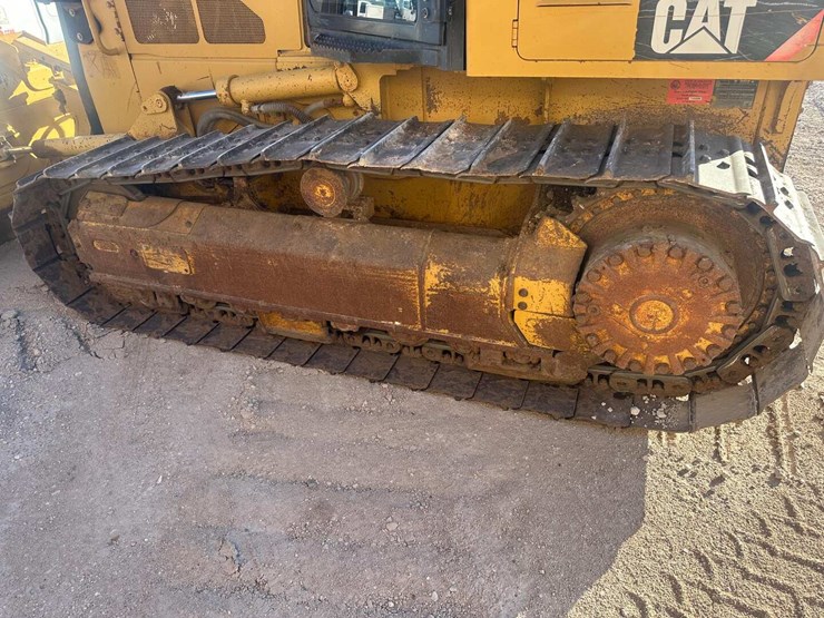 caterpillar-d4k-xl-image-2