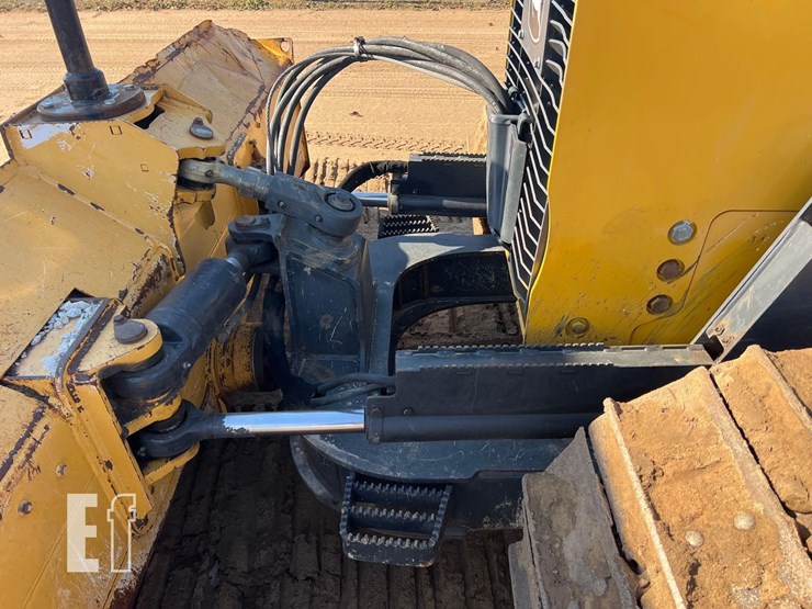 2013-deere-650k-lgp-image-27