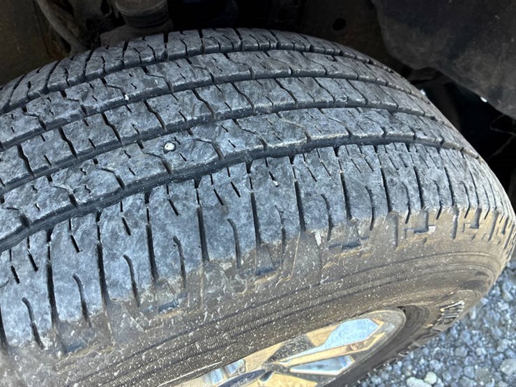 2010-ford-f150-xlt-image-14