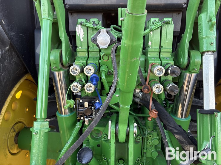 john-deere-6130m-image-12