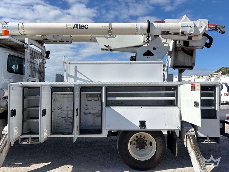 2013-international-workstar-7400-image-41