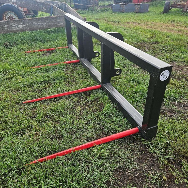 M&J Oldenburg Manufacturing JRB 416 mount Double Bale Spear