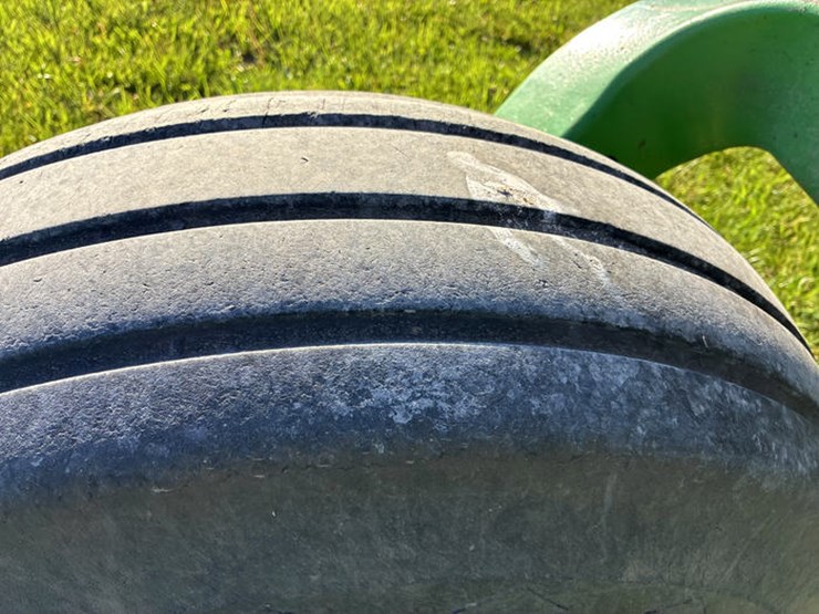 john-deere-2210-image-23