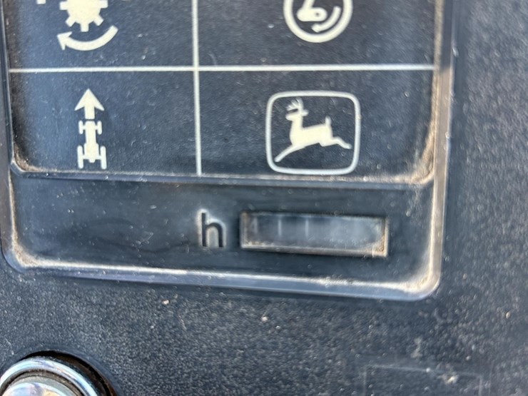 1983-john-deere-4650-image-53