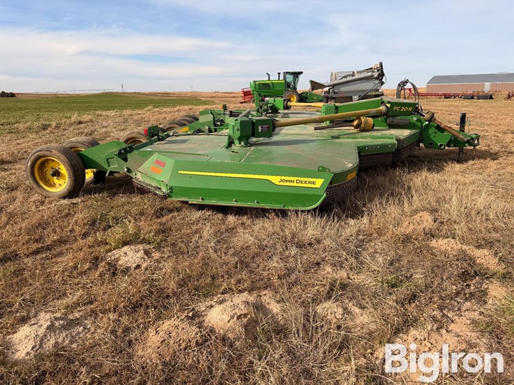 2022-john-deere-fc20r-image-4