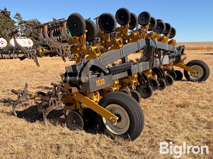 accura-flow-1530-12r30-danish-tine-cultivator-image-3