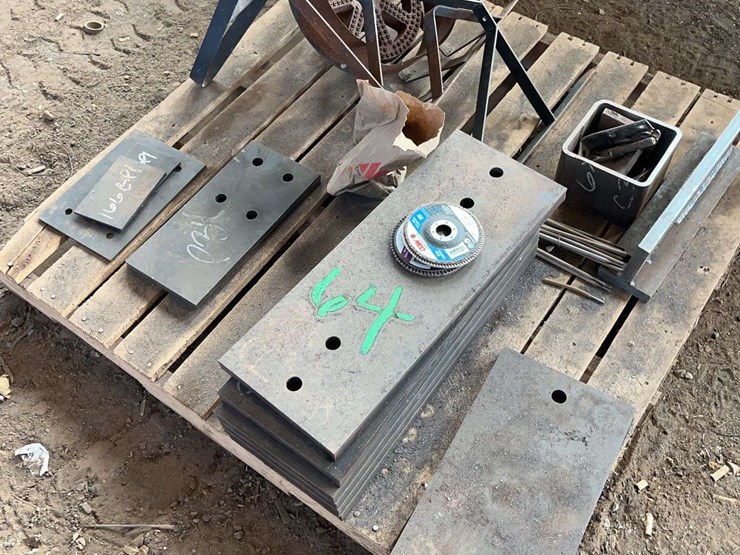 pallet-steel,-(2)-buckets-of-lead-image-3