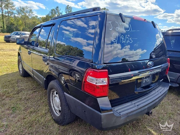 2016-ford-expedition-image-4