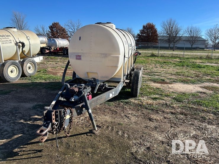 liquid-nurse-trailer-(cp1349,-tank-2490,-unit-92689)-image-2