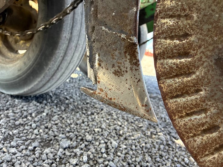 john-deere-7000-image-19