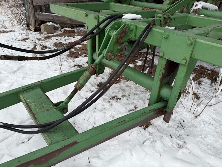 john-deere-17-image-15