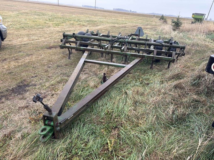 john-deere-1010-image-2