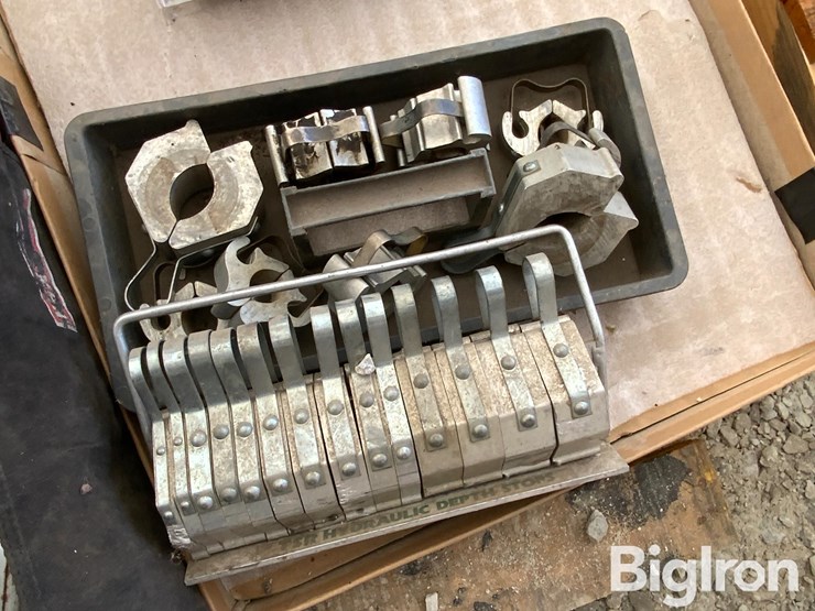 pallet-of-farm-support-image-15