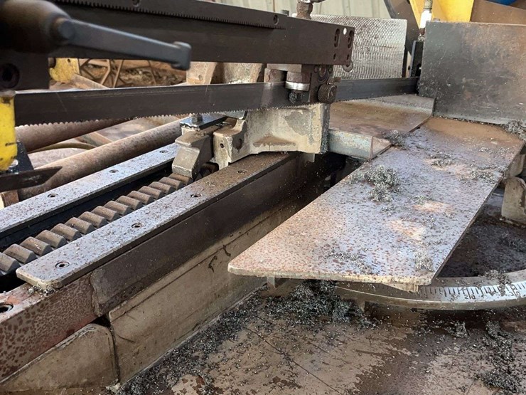 2022-fmb-pegasus-xl-band-saw-image-3