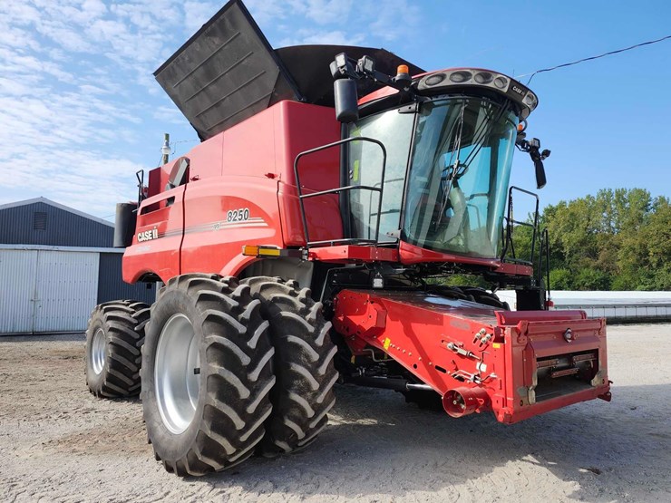 case-ih-8250-image-19