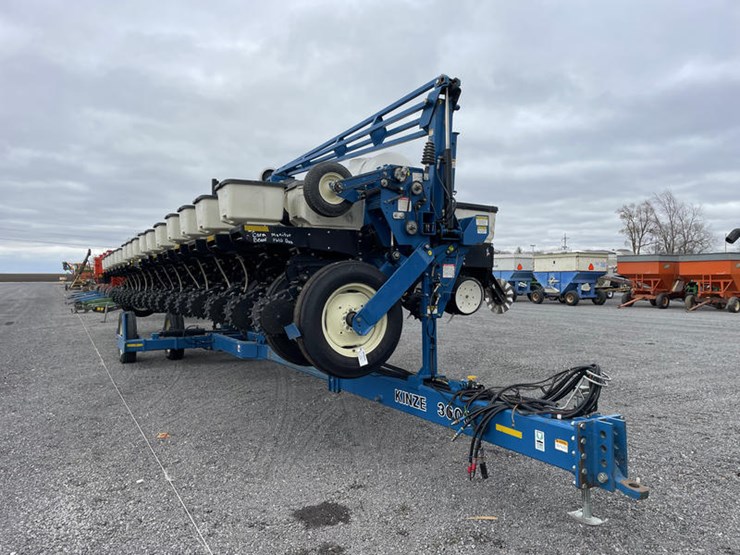 kinze-3600-image-1