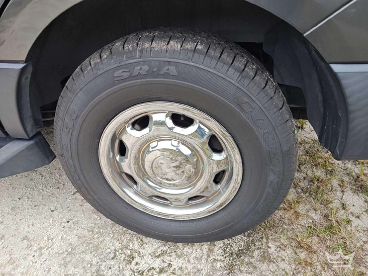 2016-ford-expedition-image-40