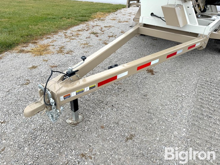 2023-unverferth-2755-seed-tender-image-9