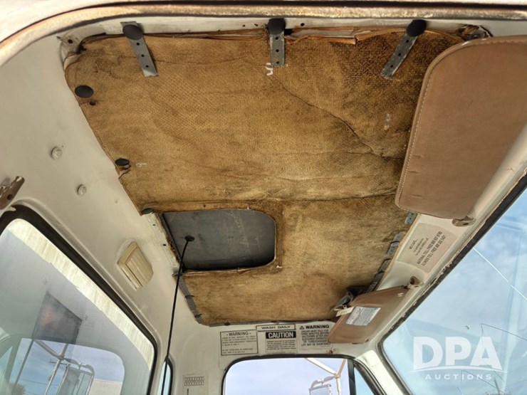 1981-new-leader-l2020-image-62