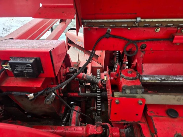 2002-gehl-1285-image-23