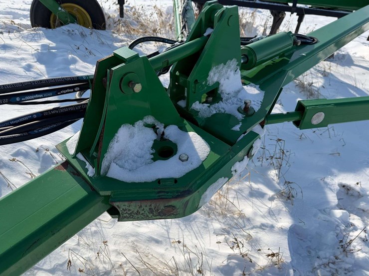 john-deere-3710-image-24